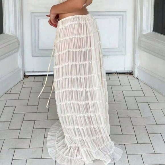 Beige Boho Women's Sexy Backless pleated Transparent Halter Neck top & skirt set - Picture 3 of 8